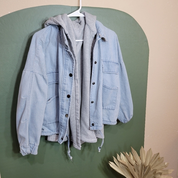 Marshalls Jackets & Blazers - Hooded 2 Layer Light Wash Denim Jacket Size L